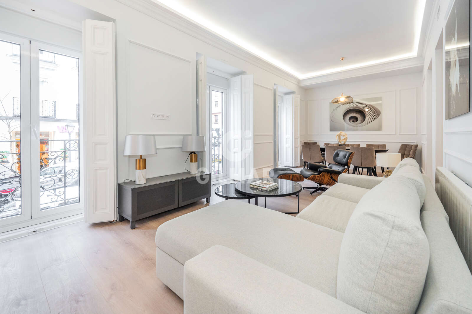 Property slider Gilmar