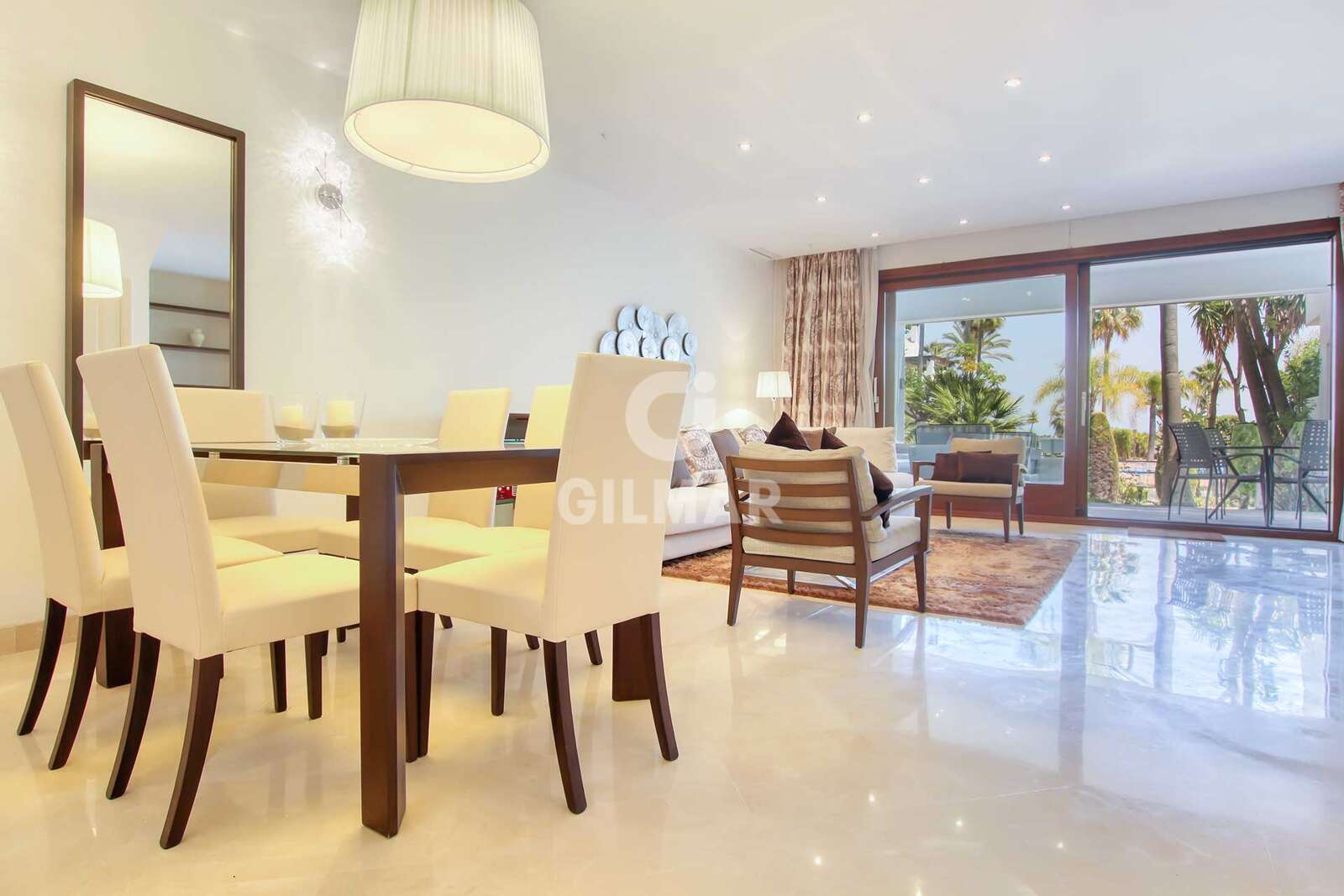 Property slider Gilmar