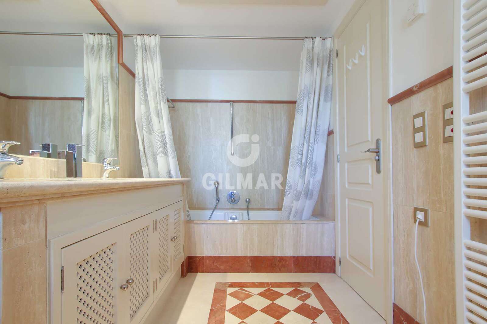 Property slider Gilmar