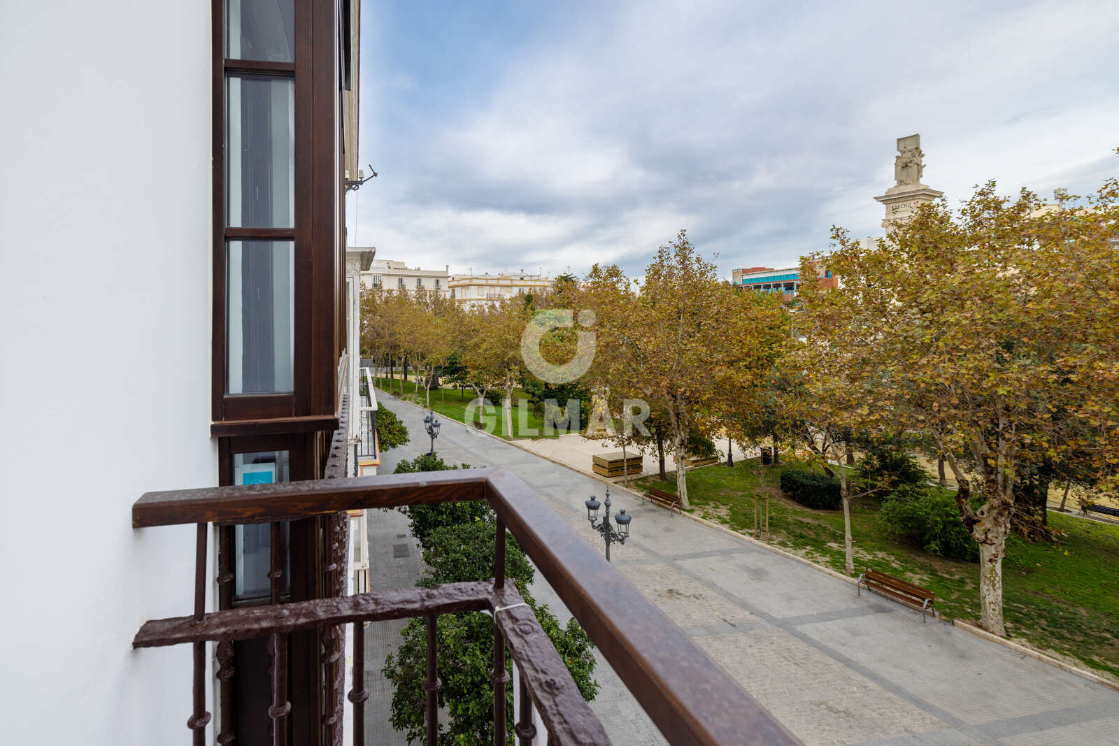 Property slider Gilmar