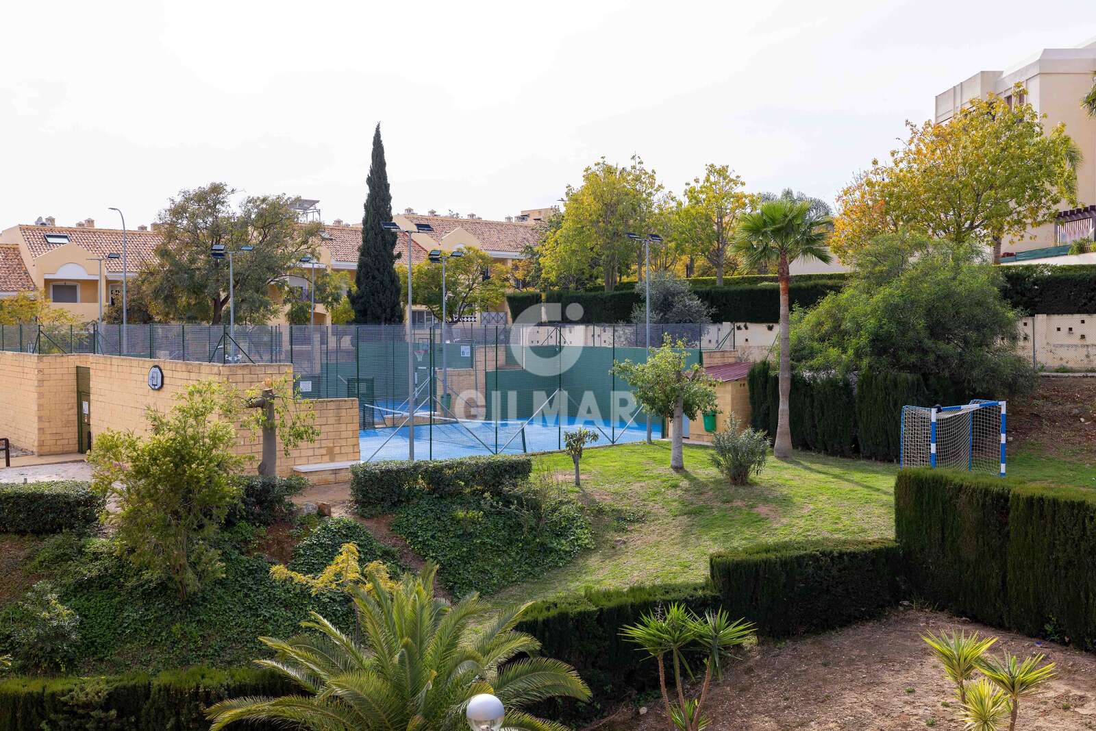 Property slider Gilmar
