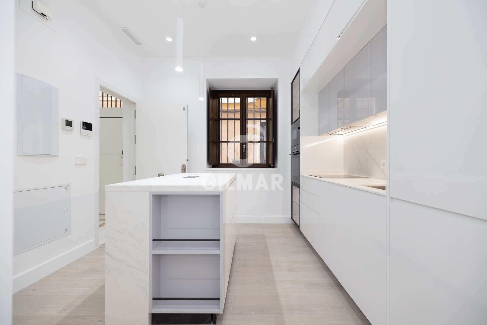 Property slider Gilmar
