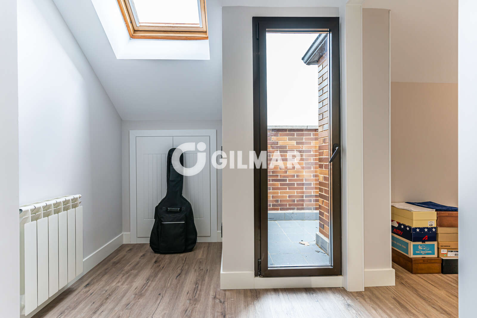 Property slider Gilmar