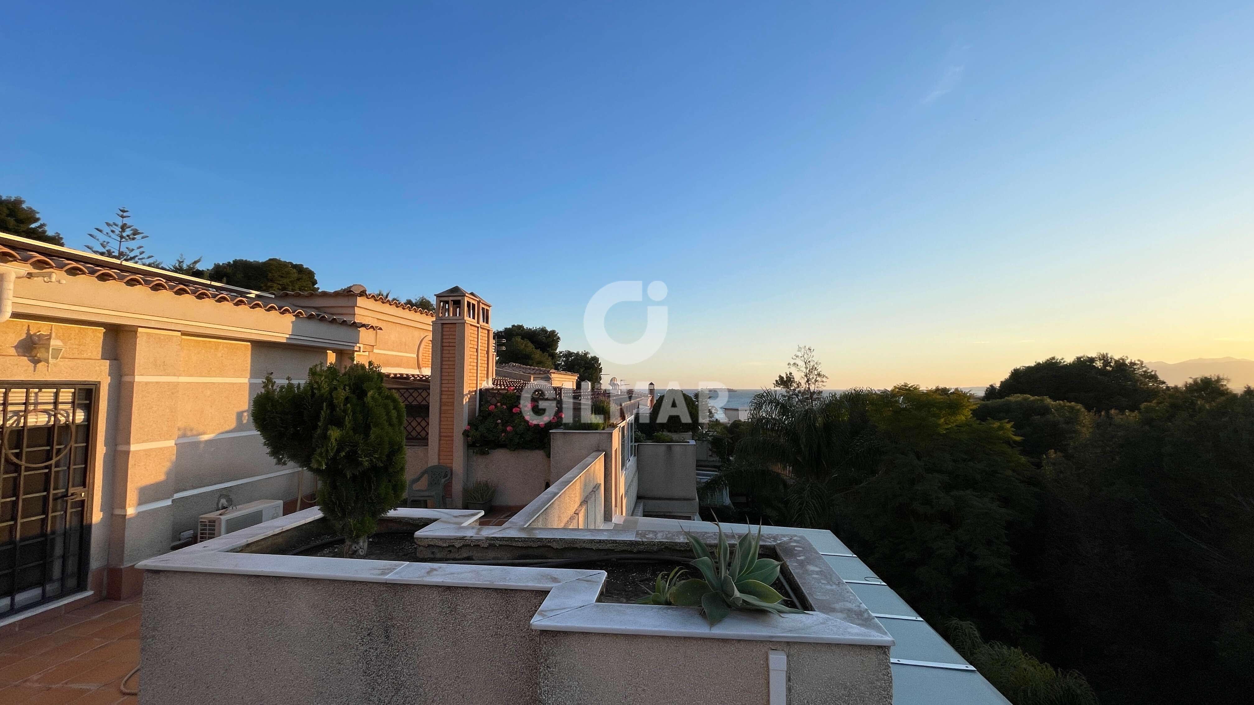 properties images