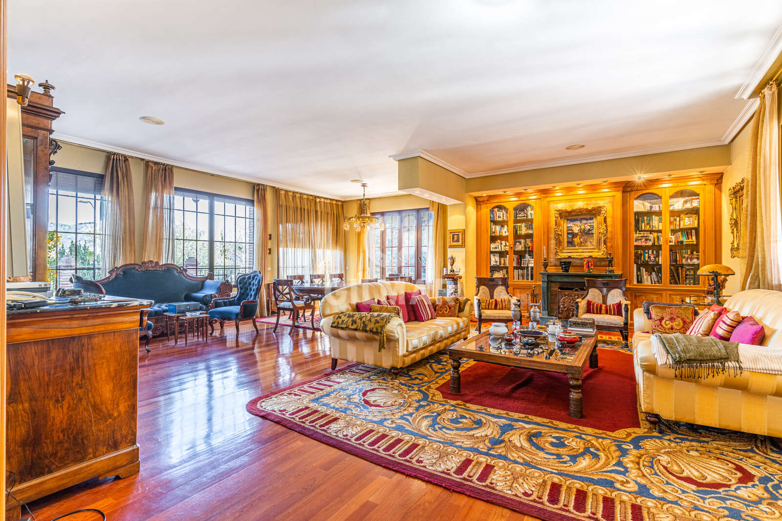Property slider Gilmar