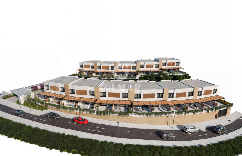 Chalet Adosado en venta en Puerto de la Torre – Málaga | Gilmar