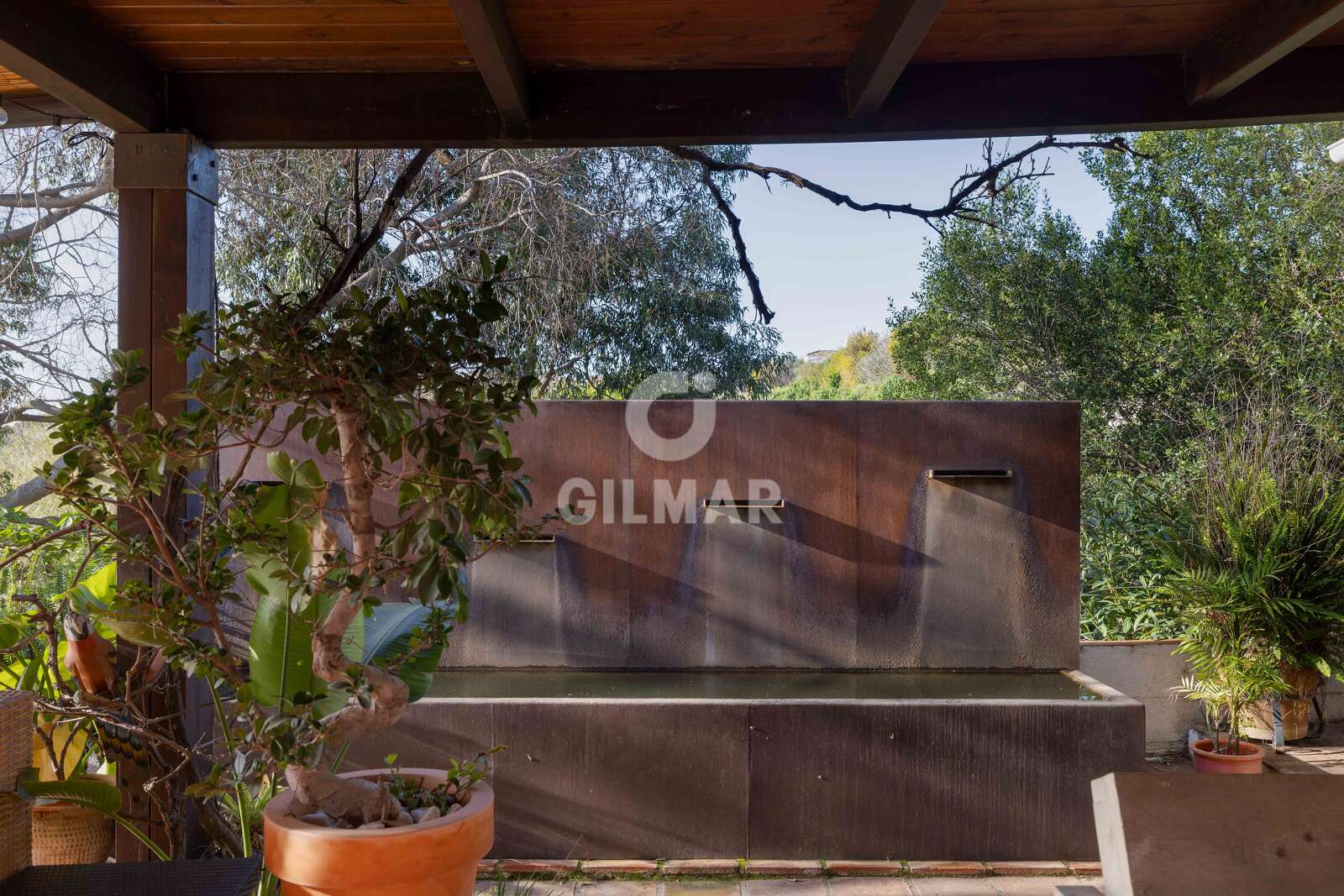 Property slider Gilmar
