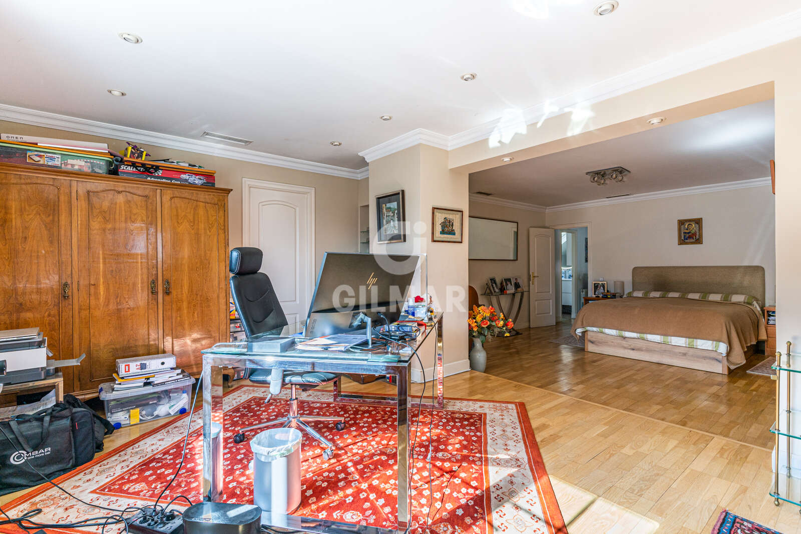 Property slider Gilmar