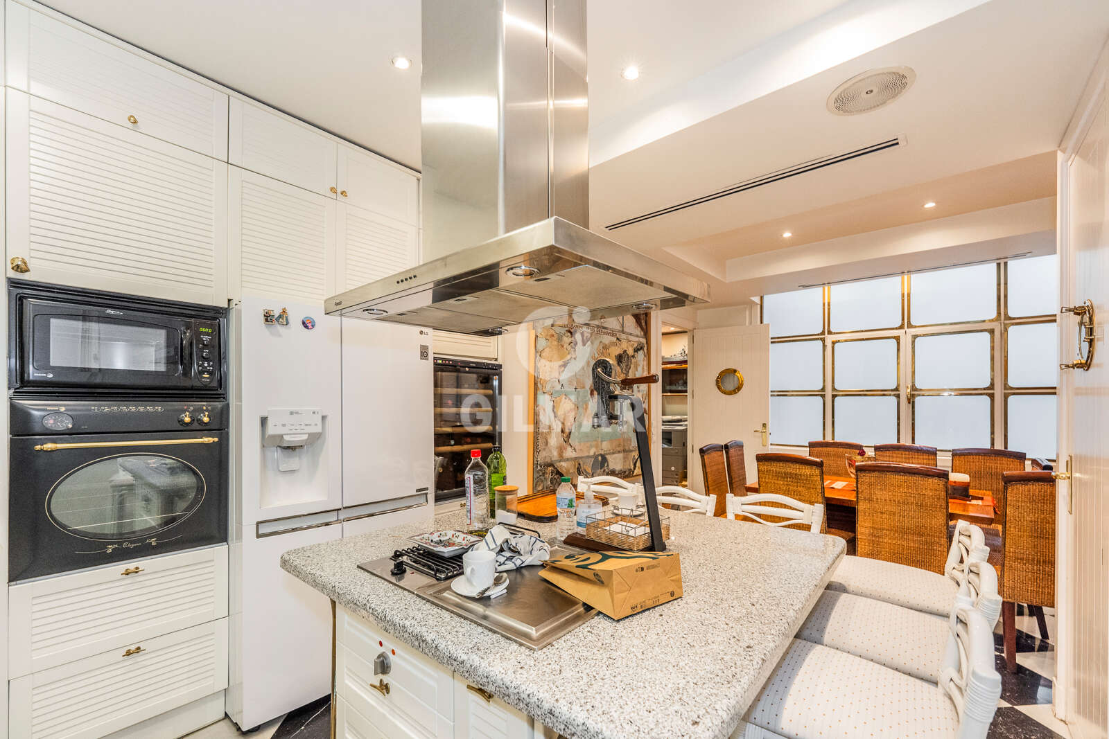 Property slider Gilmar