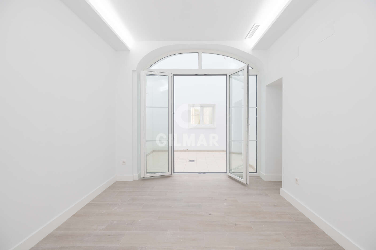 Property slider Gilmar