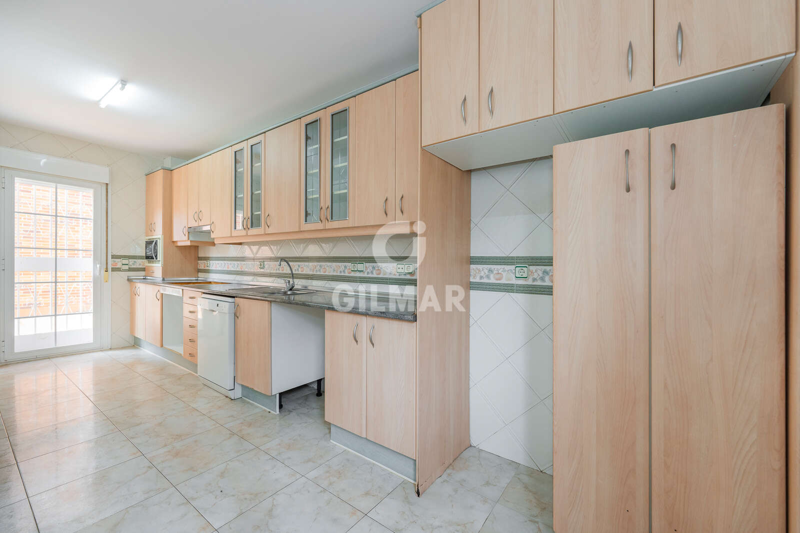Property slider Gilmar
