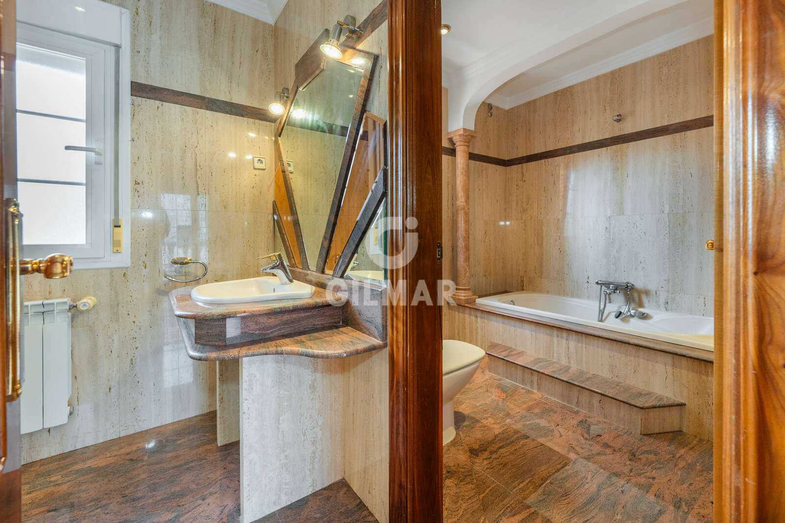 Property slider Gilmar
