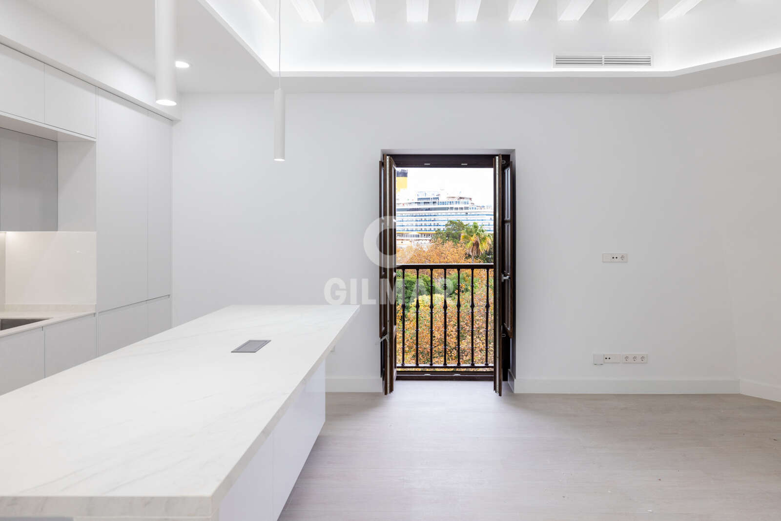 Property slider Gilmar