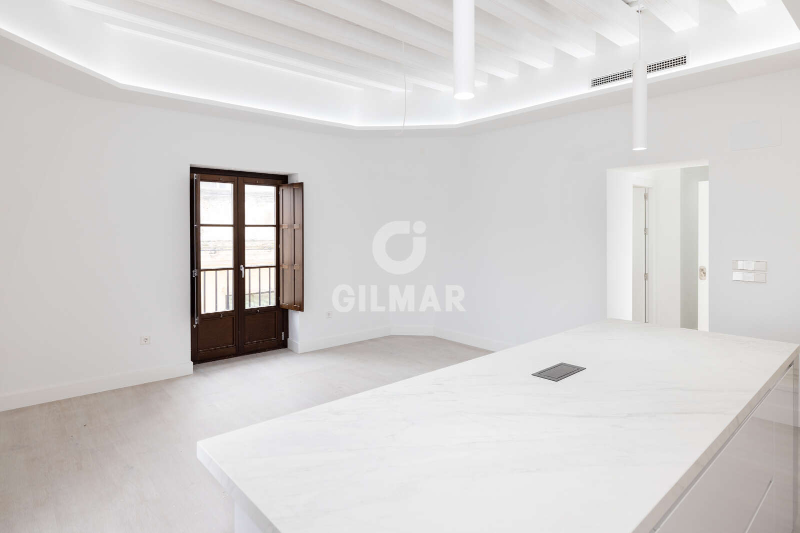 Property slider Gilmar
