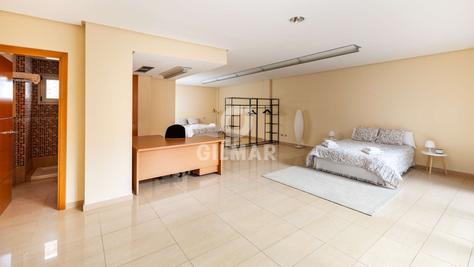 Property slider Gilmar