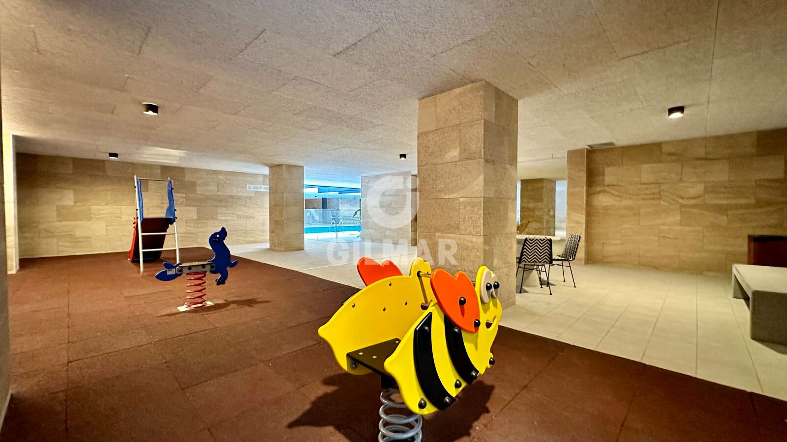 Property slider Gilmar