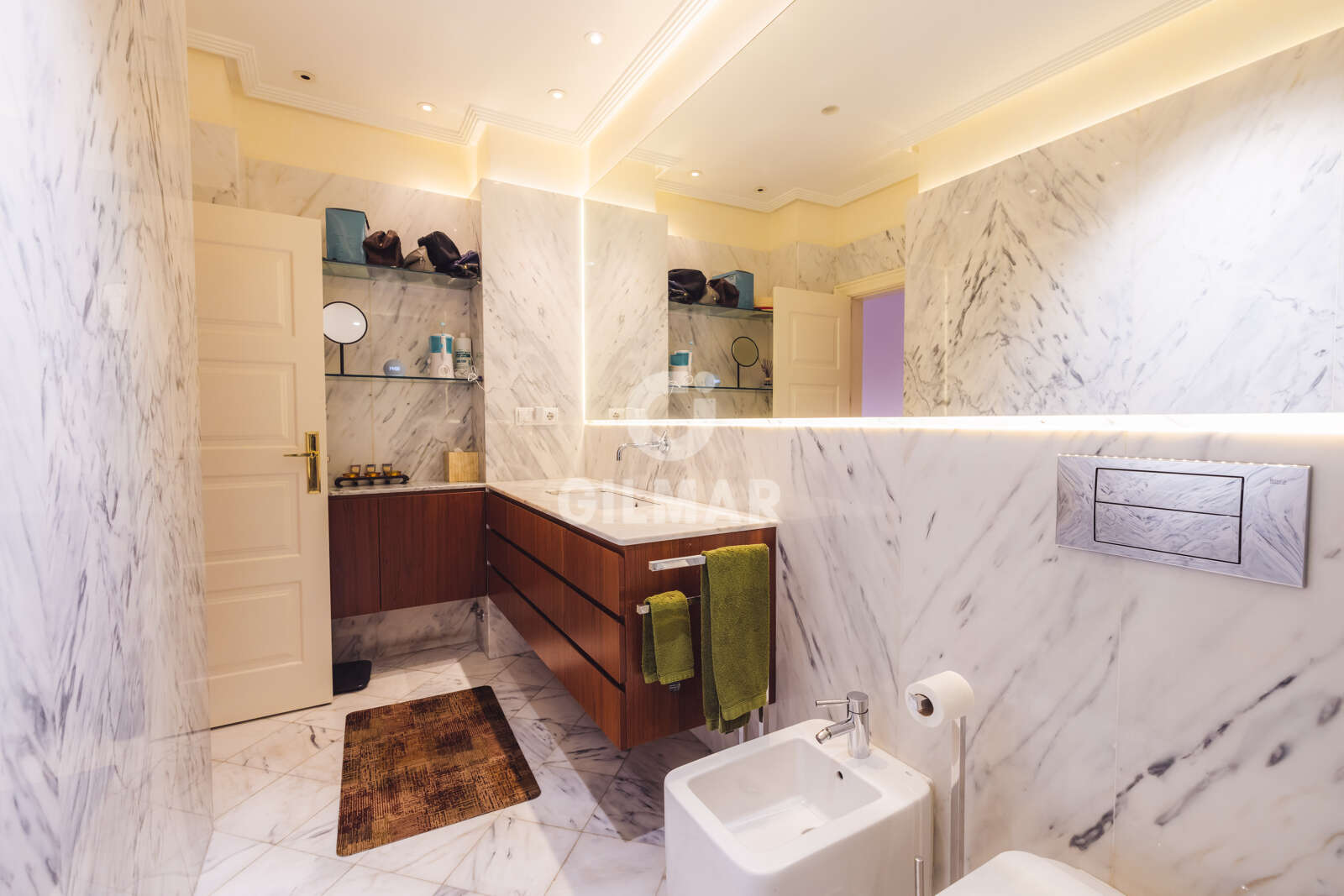 Property slider Gilmar
