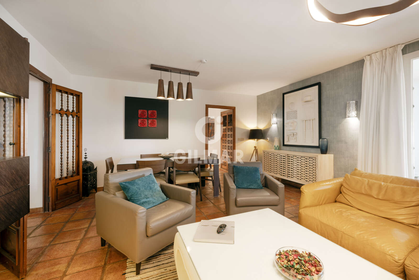 Property slider Gilmar