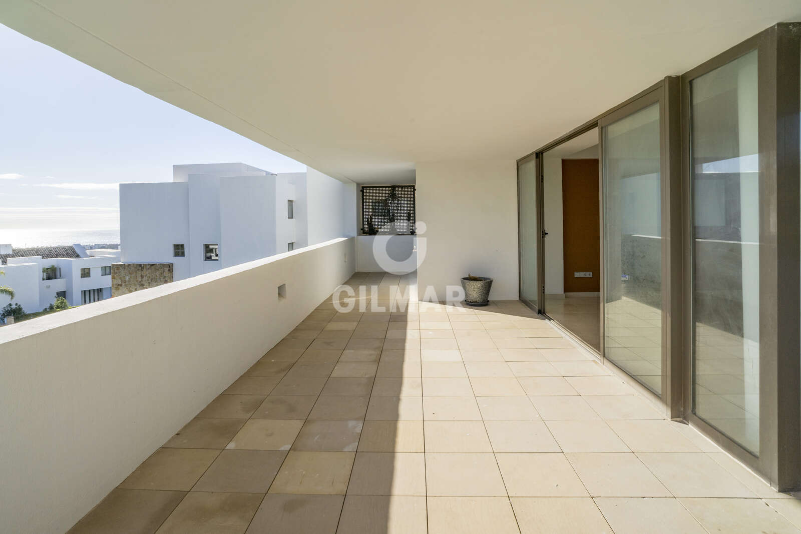 Property slider Gilmar