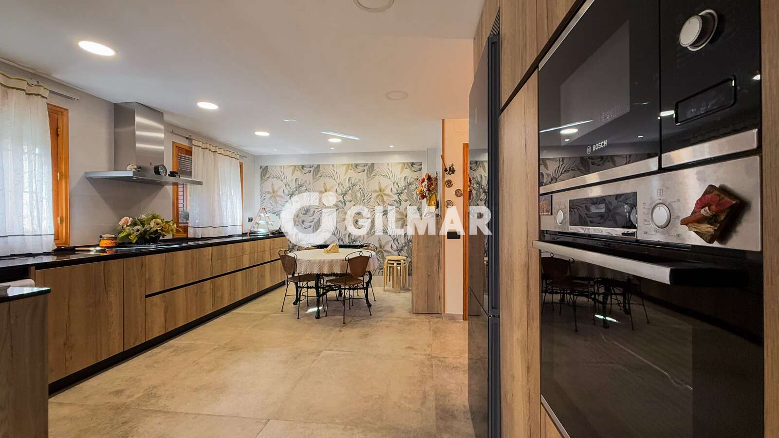 Property slider Gilmar