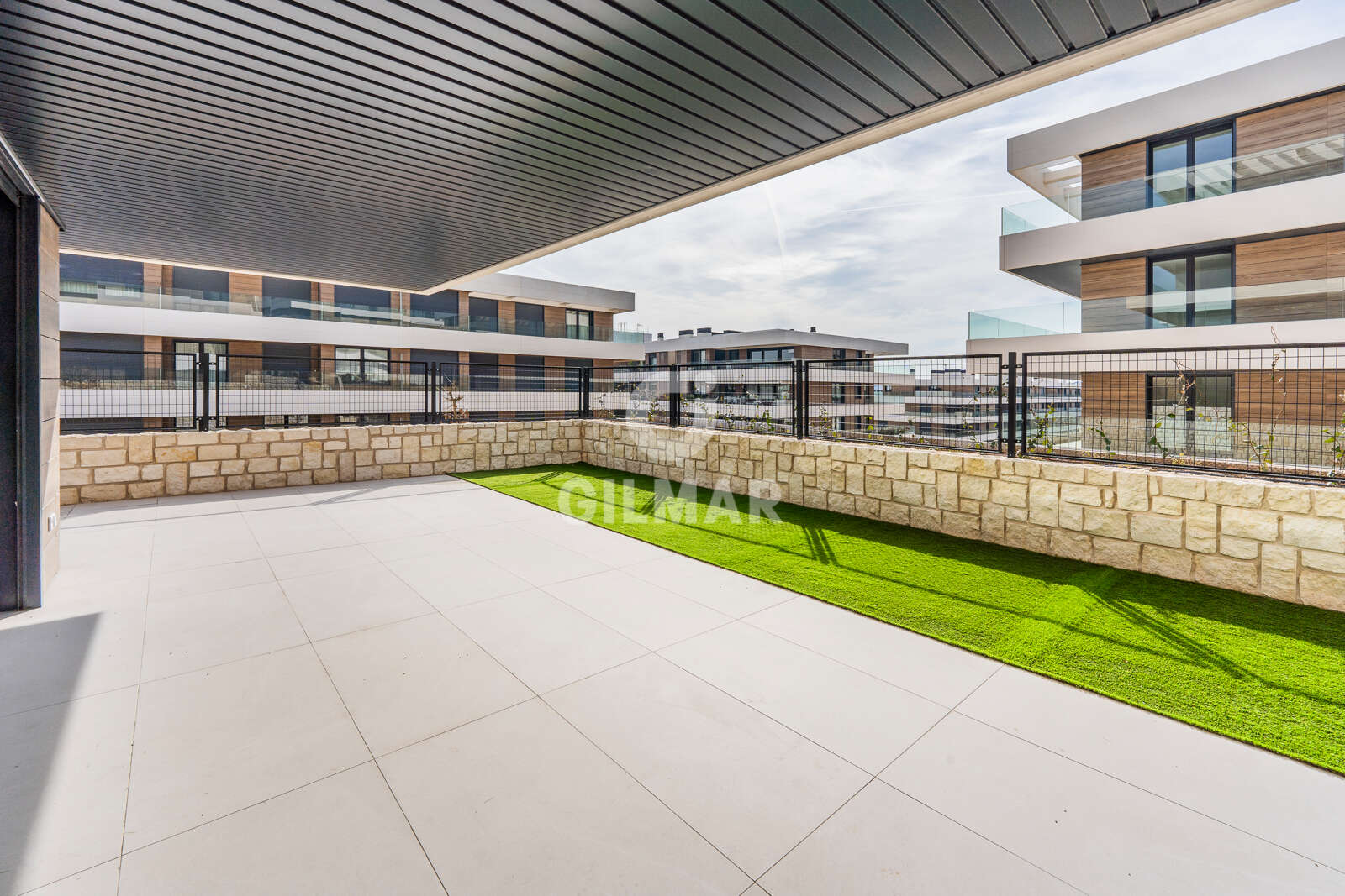 Property slider Gilmar
