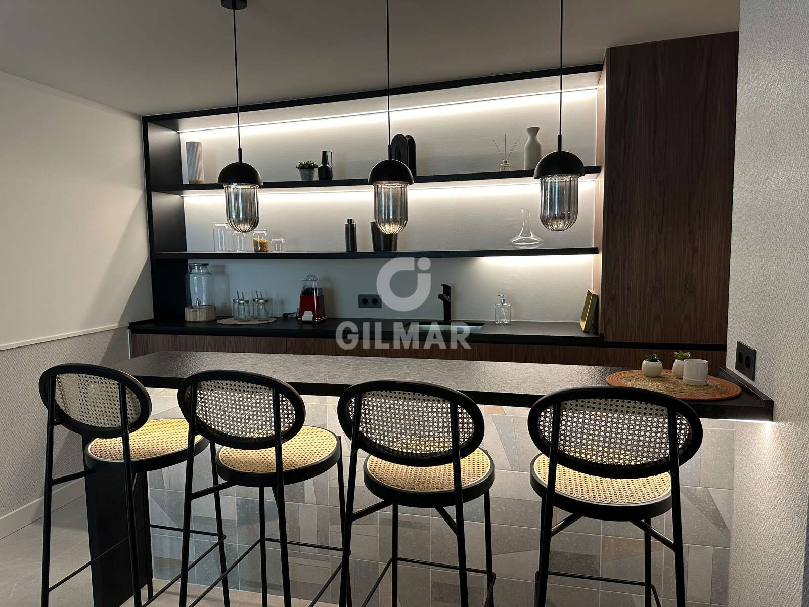 Property slider Gilmar