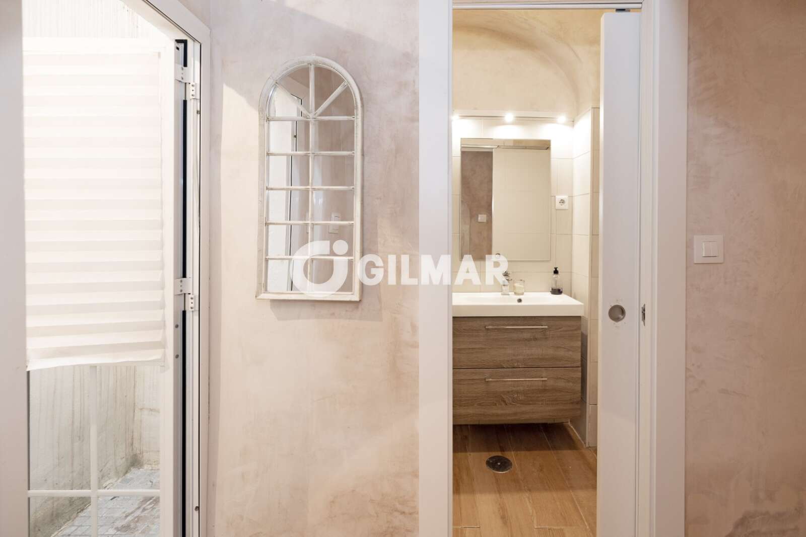 Property slider Gilmar