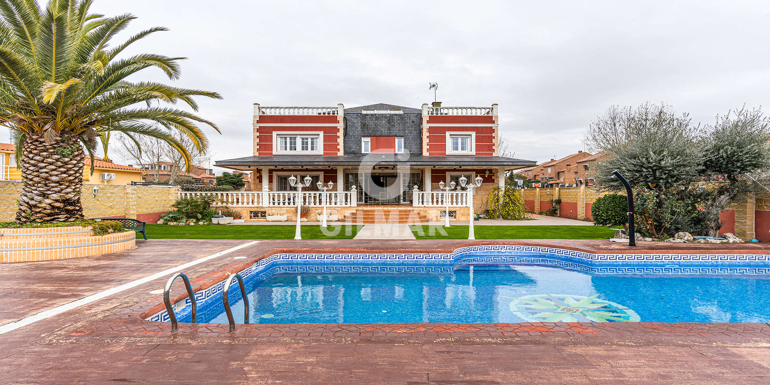 Chalet · 760 m² · 4 dorm