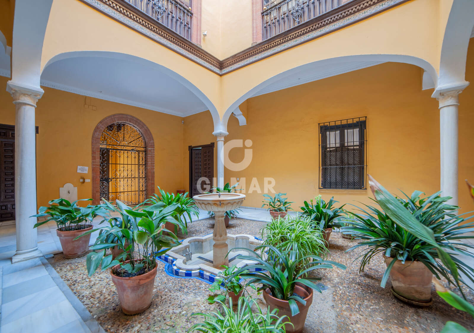 Property slider Gilmar