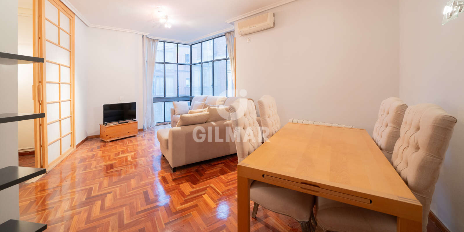 Property slider Gilmar