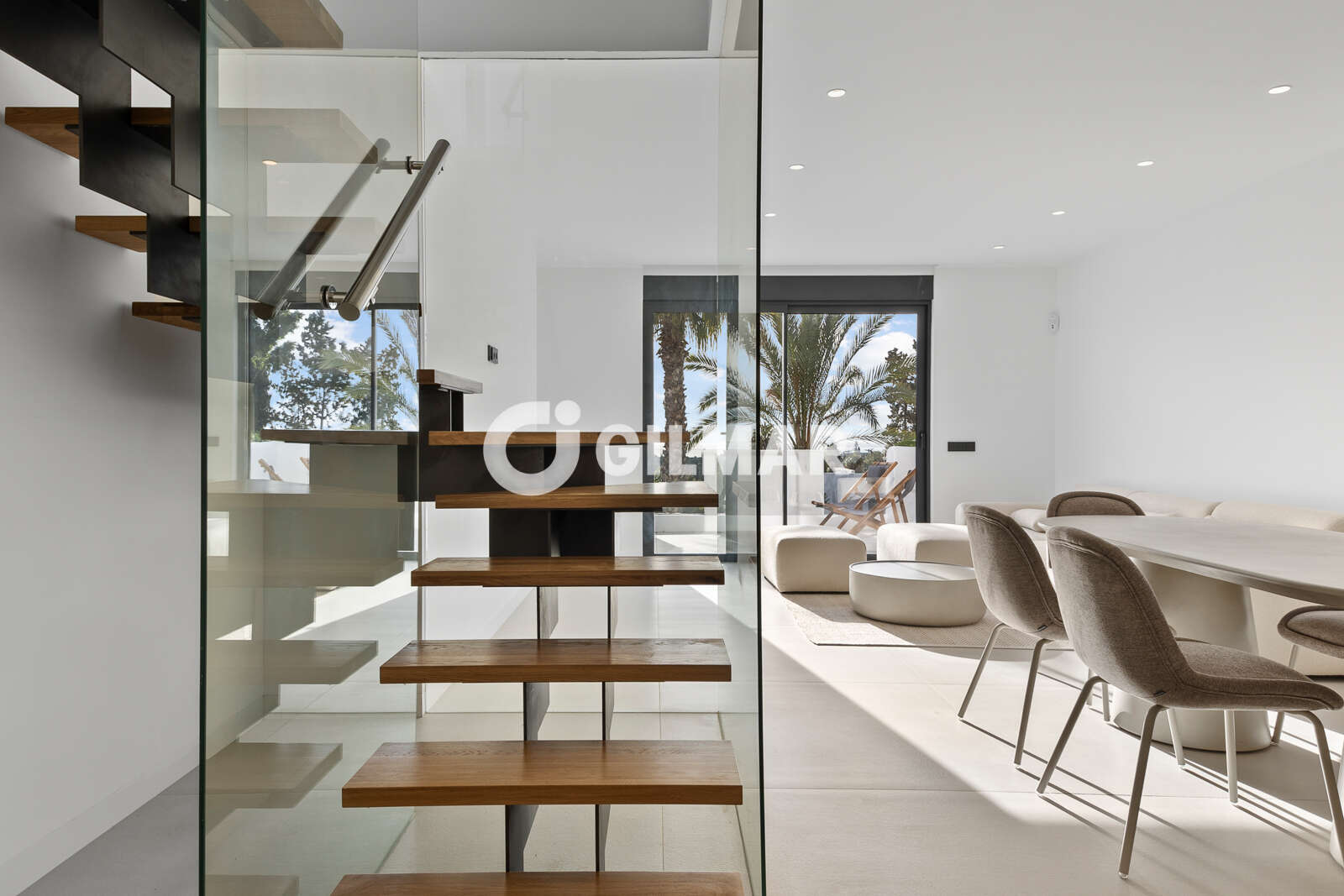 Property slider Gilmar