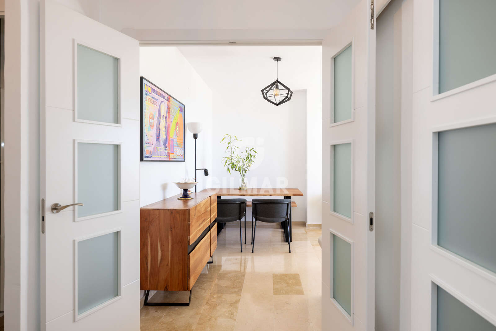 Property slider Gilmar