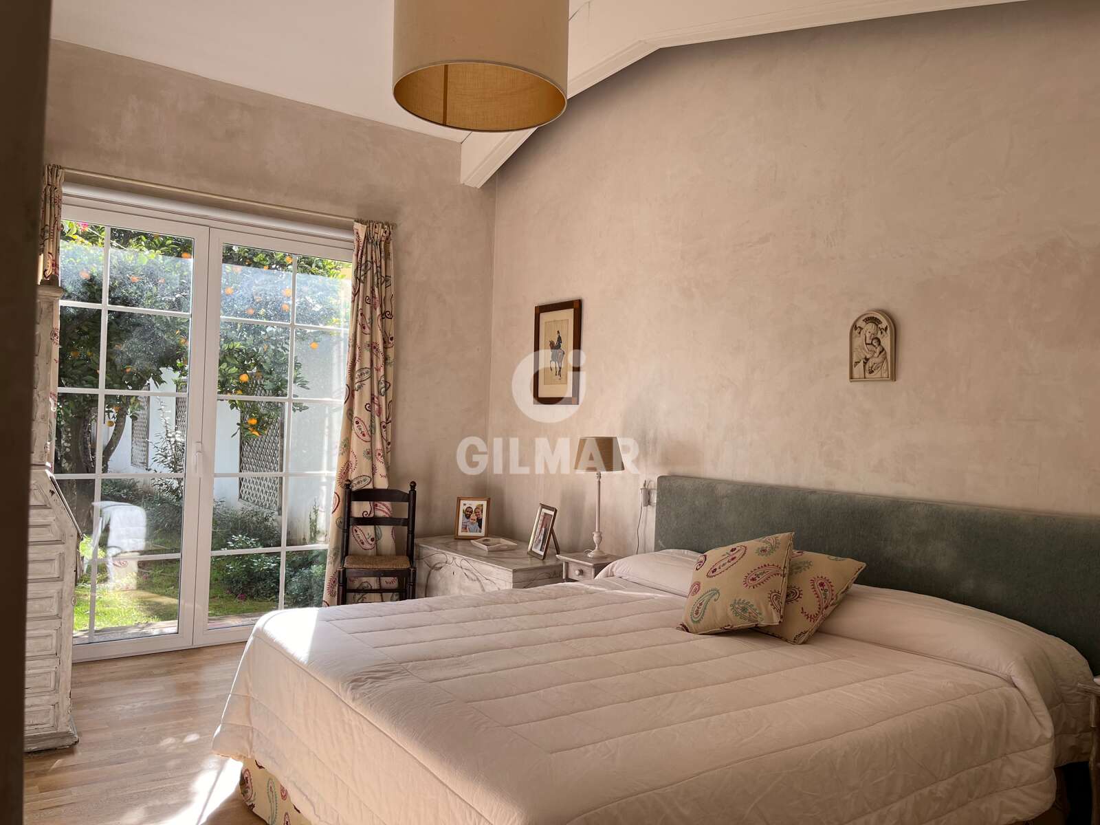 Property slider Gilmar