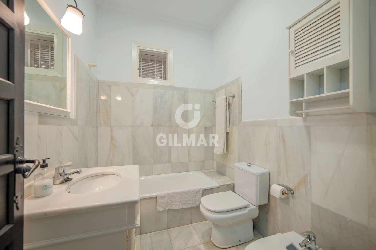 Property slider Gilmar