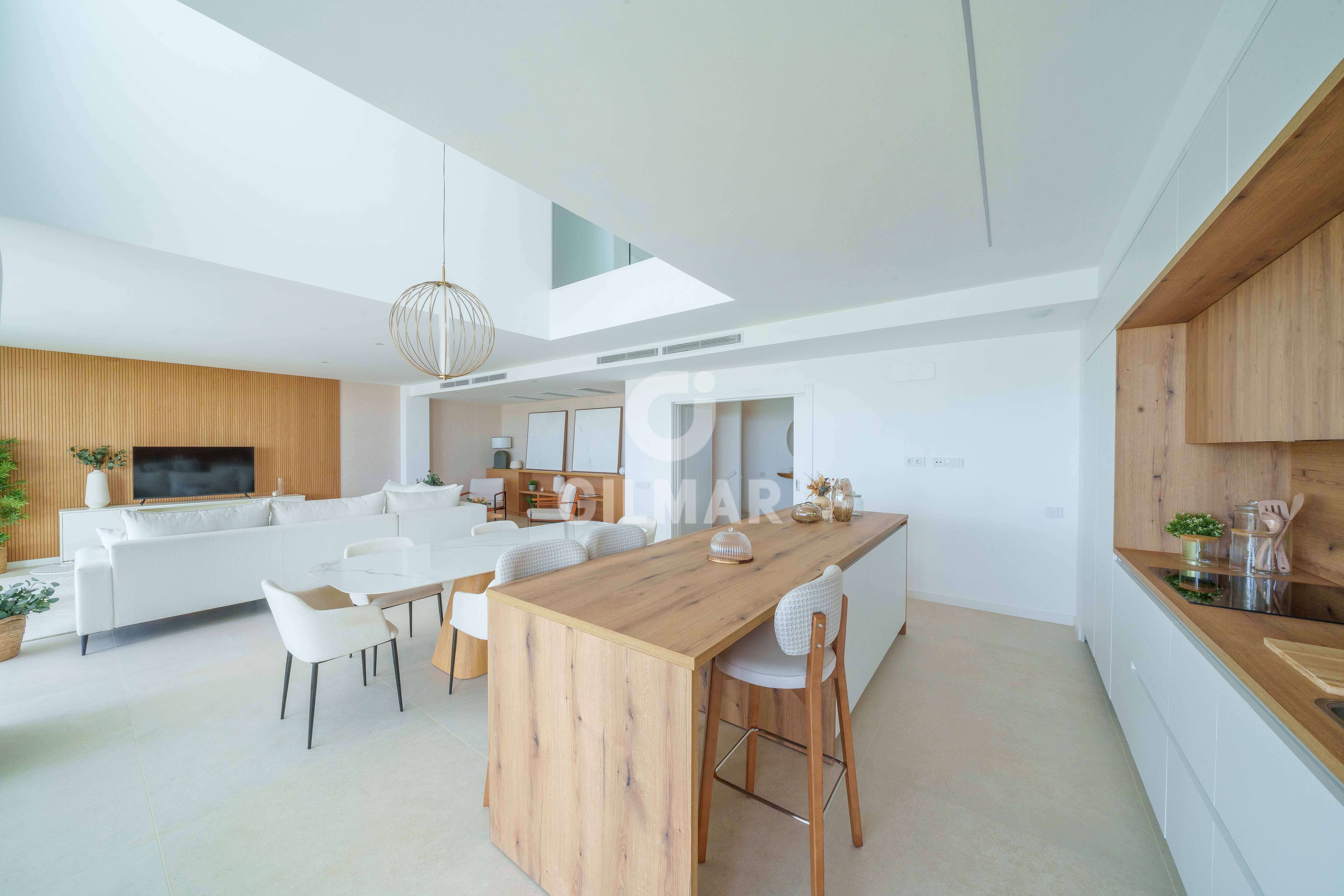 Photo of Semi-detached house