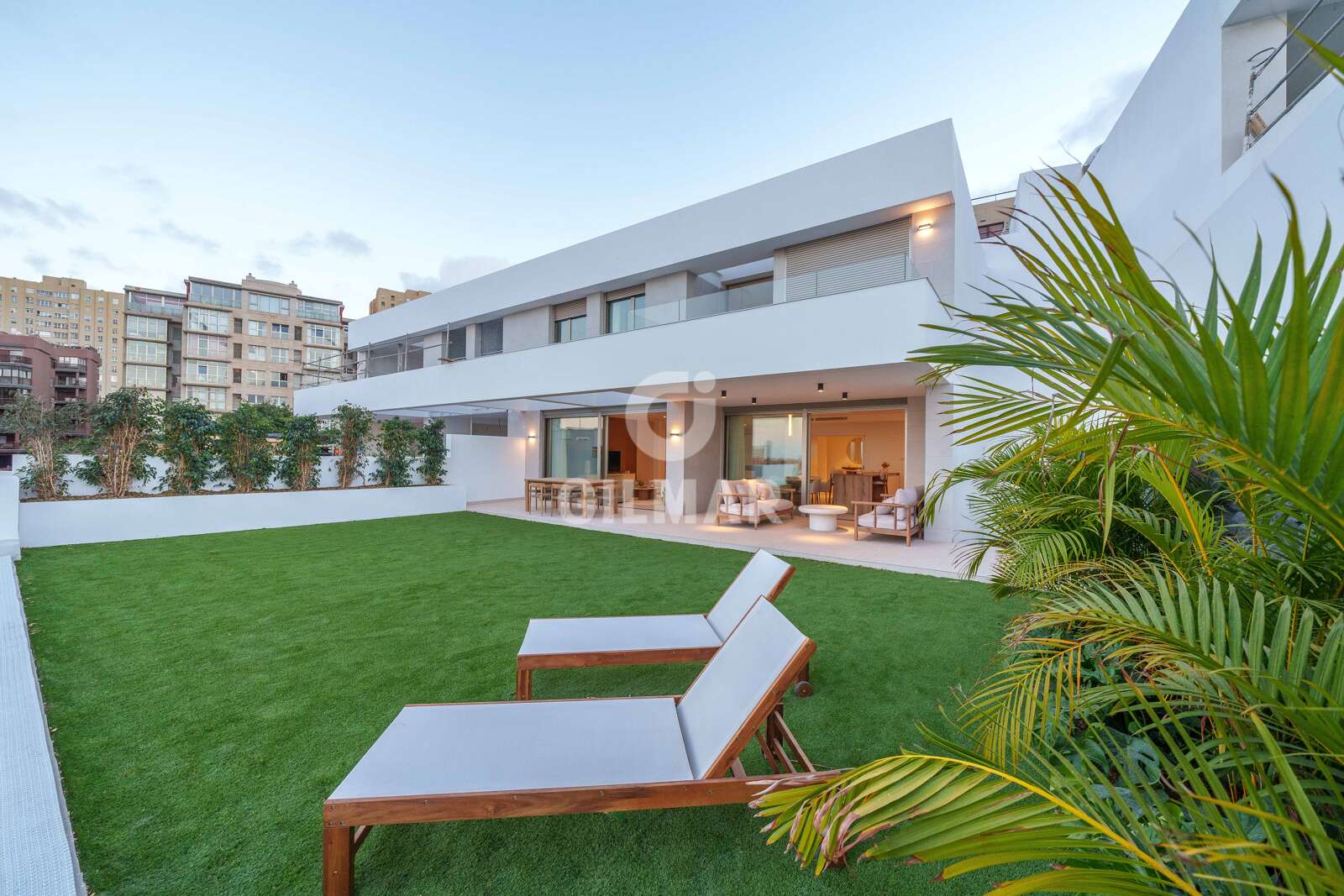 Property slider Gilmar