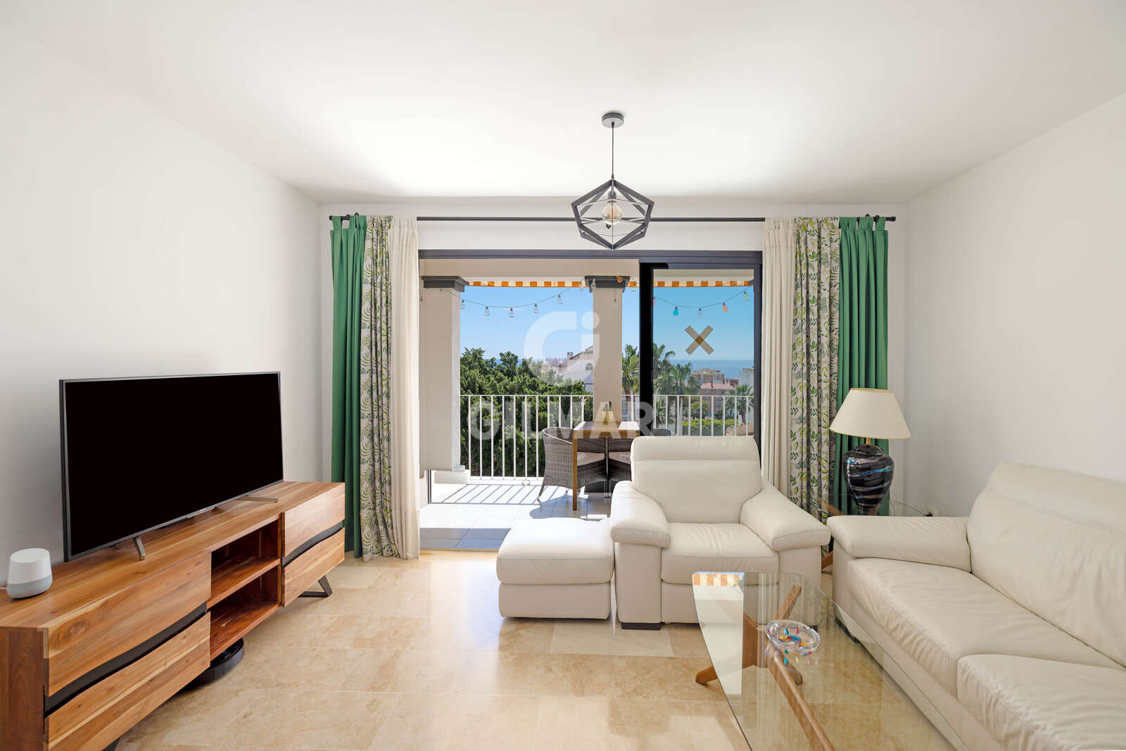 Property slider Gilmar