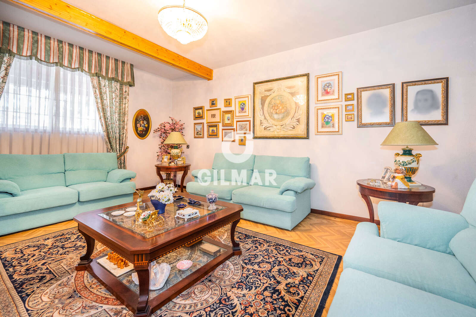 Property slider Gilmar