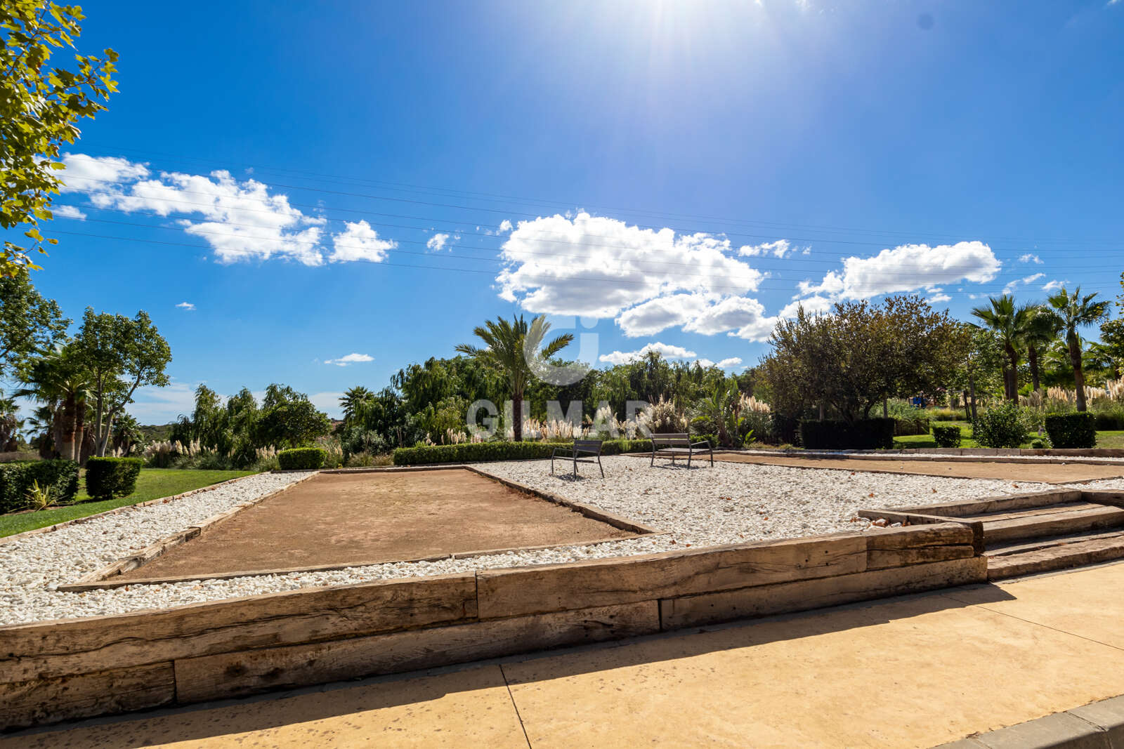 Property slider Gilmar