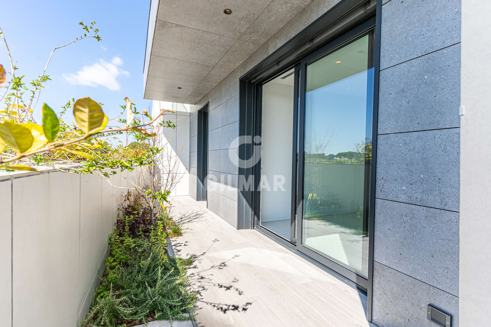 Property slider Gilmar