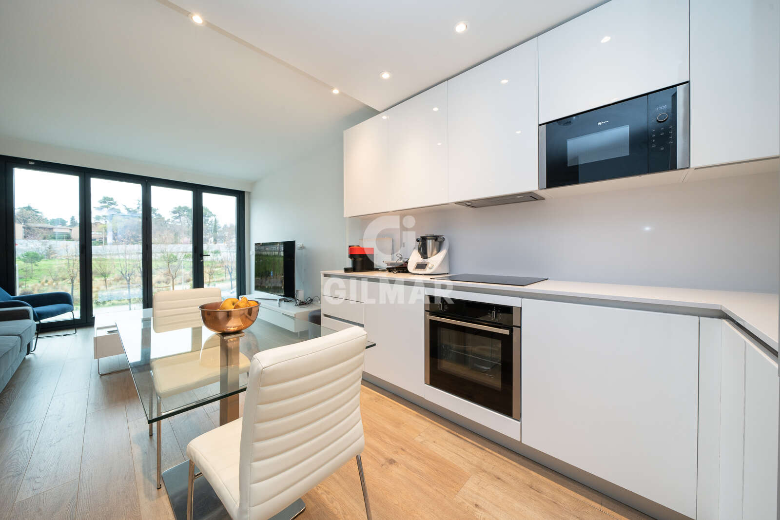 Property slider Gilmar