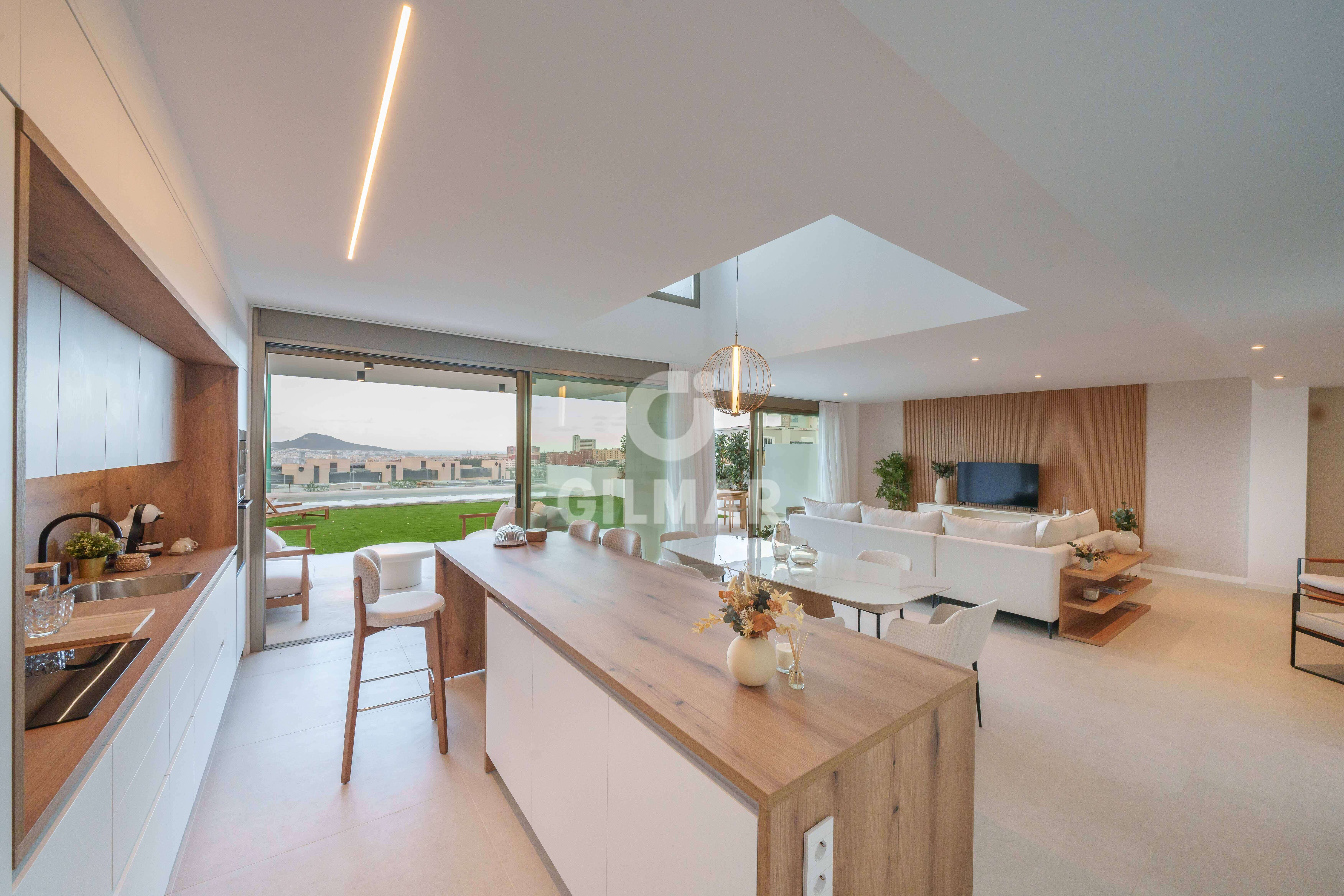 Photo of Semi-detached house