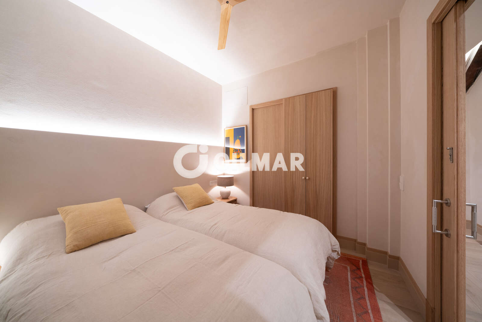 Property slider Gilmar