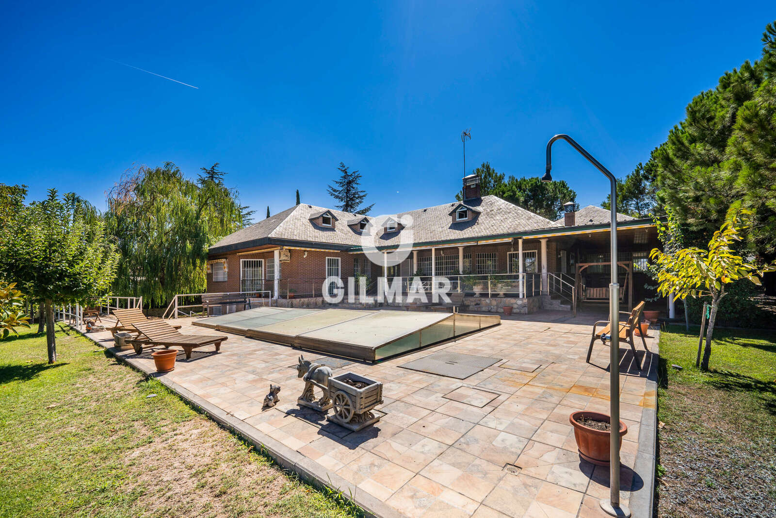 Property slider Gilmar