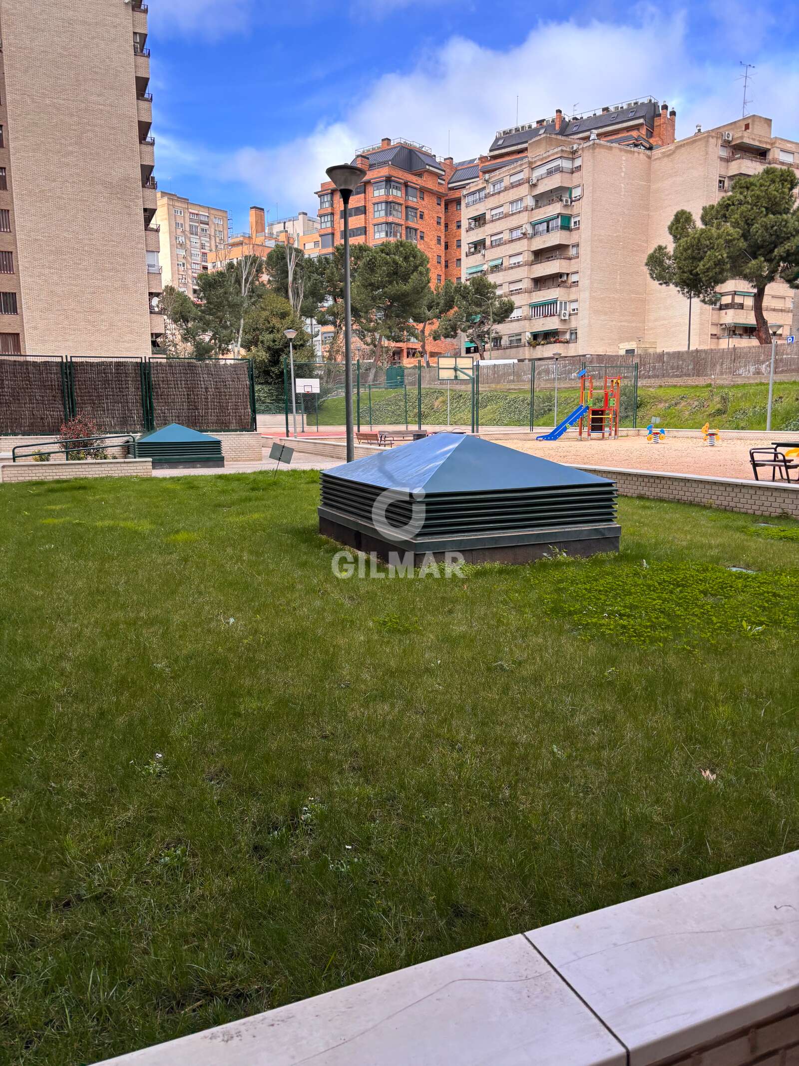 Property slider Gilmar