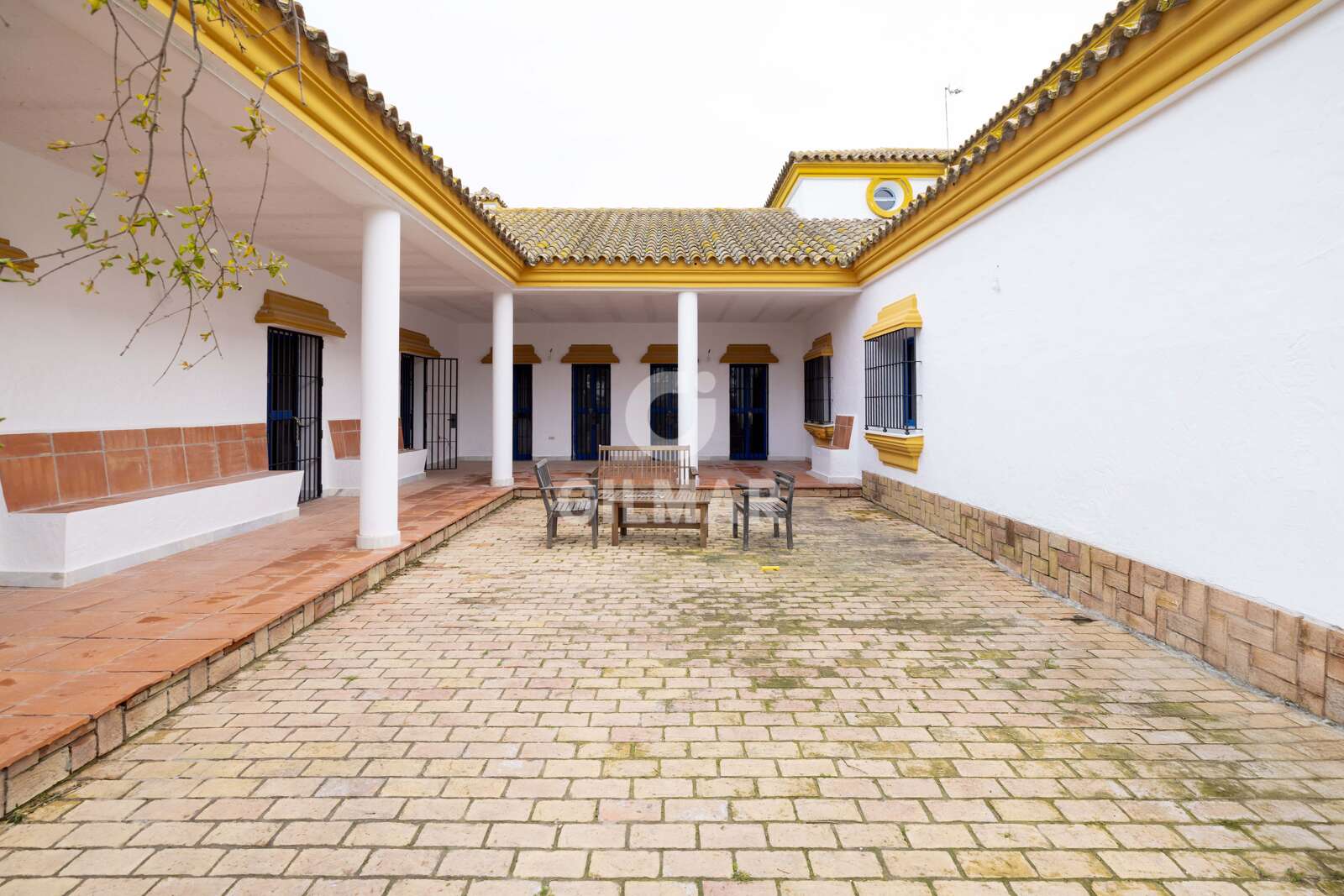 Property slider Gilmar