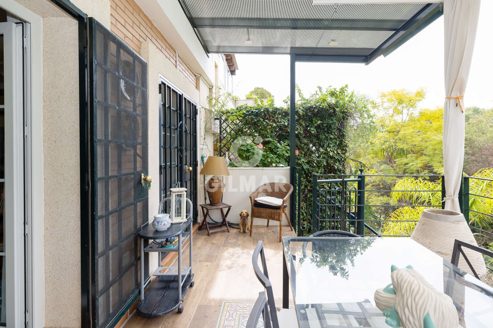Property slider Gilmar