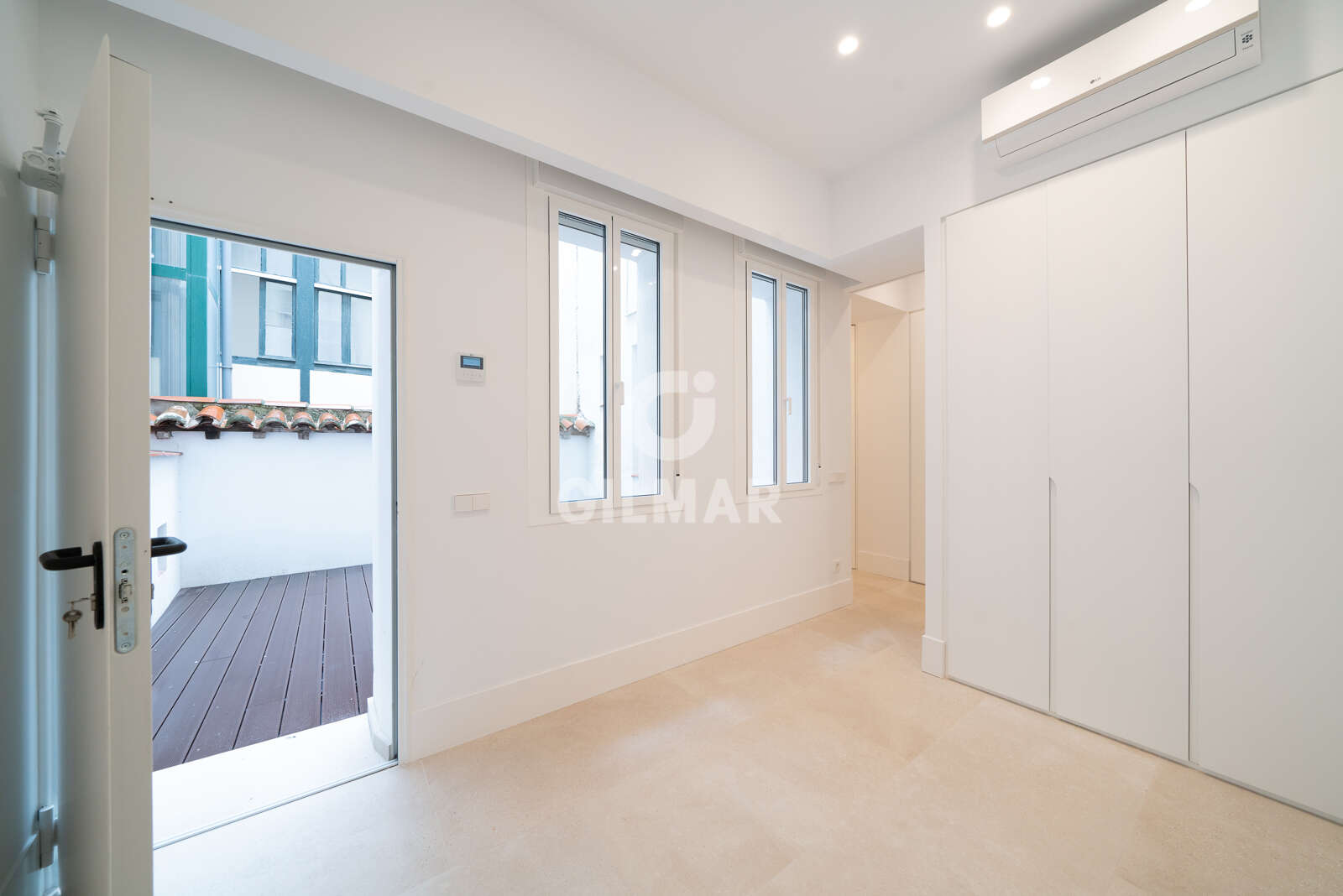 Property slider Gilmar