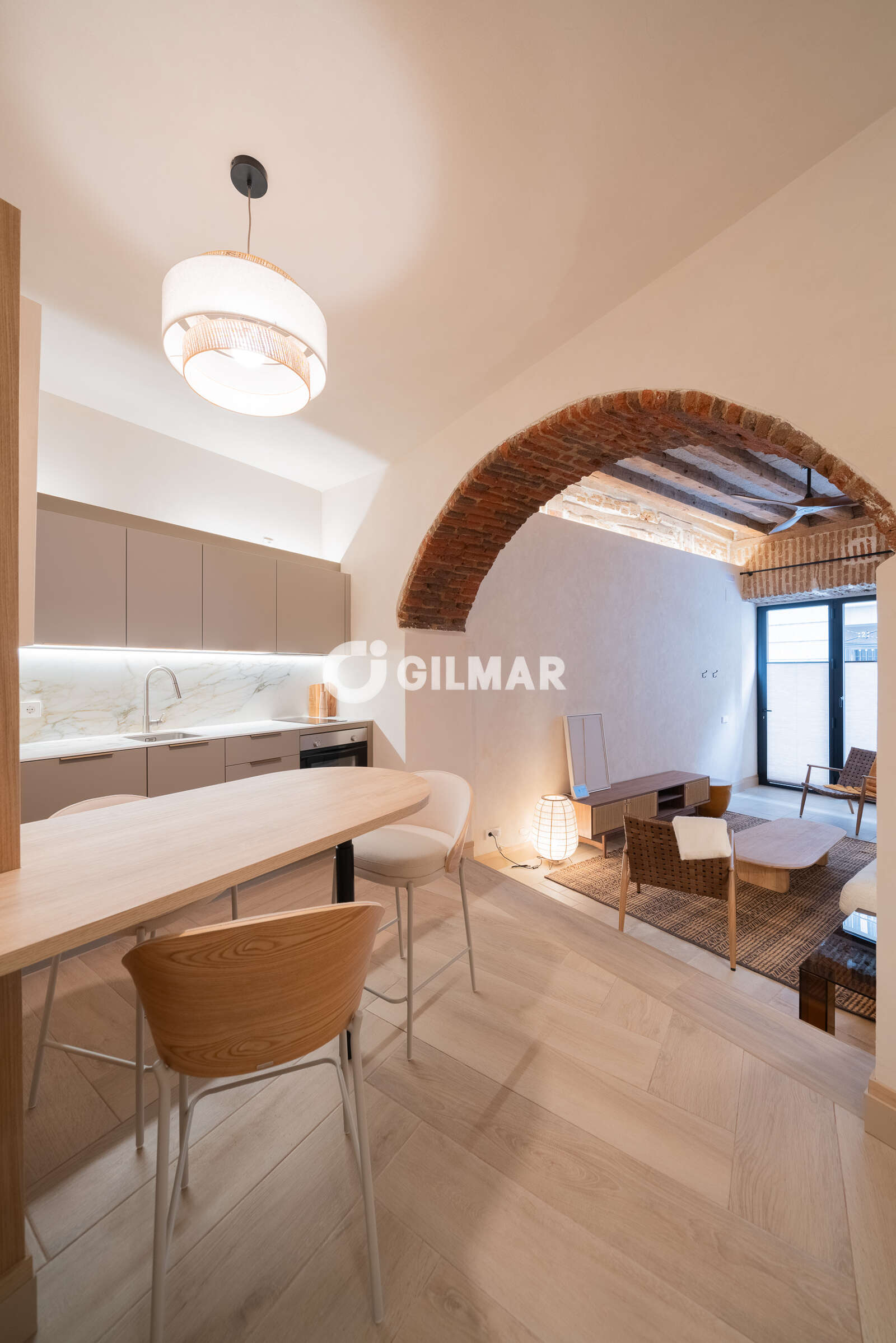 Property slider Gilmar