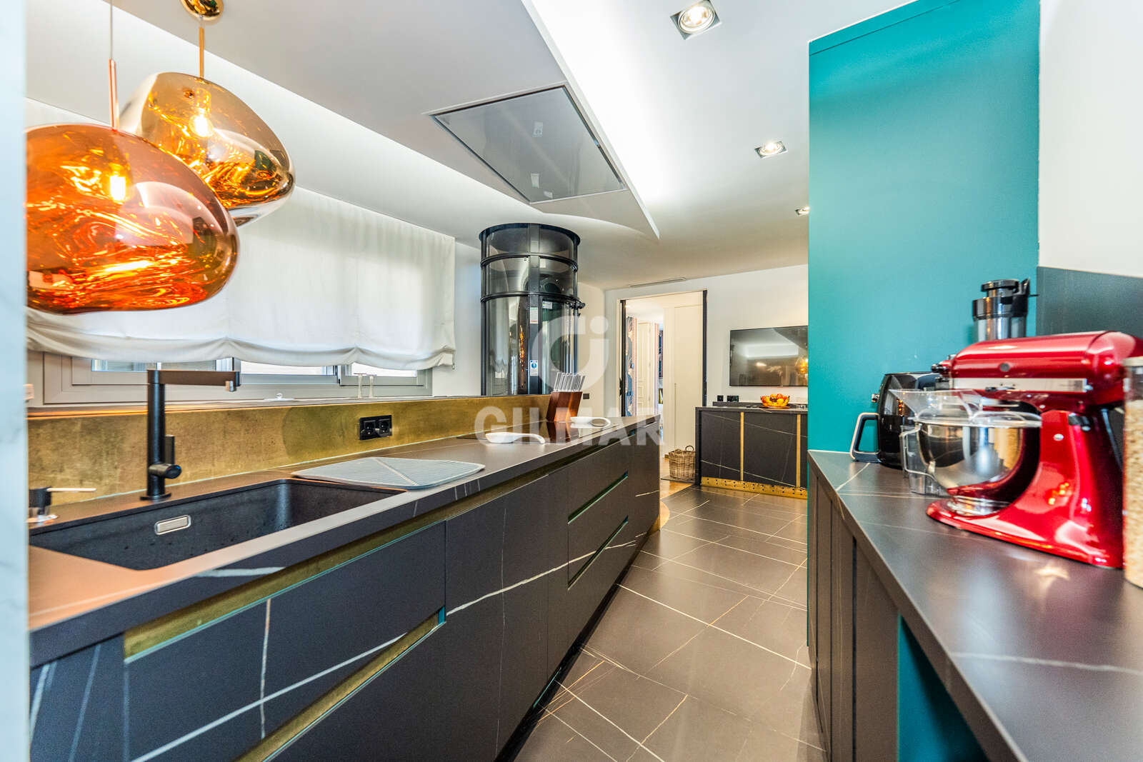 Property slider Gilmar